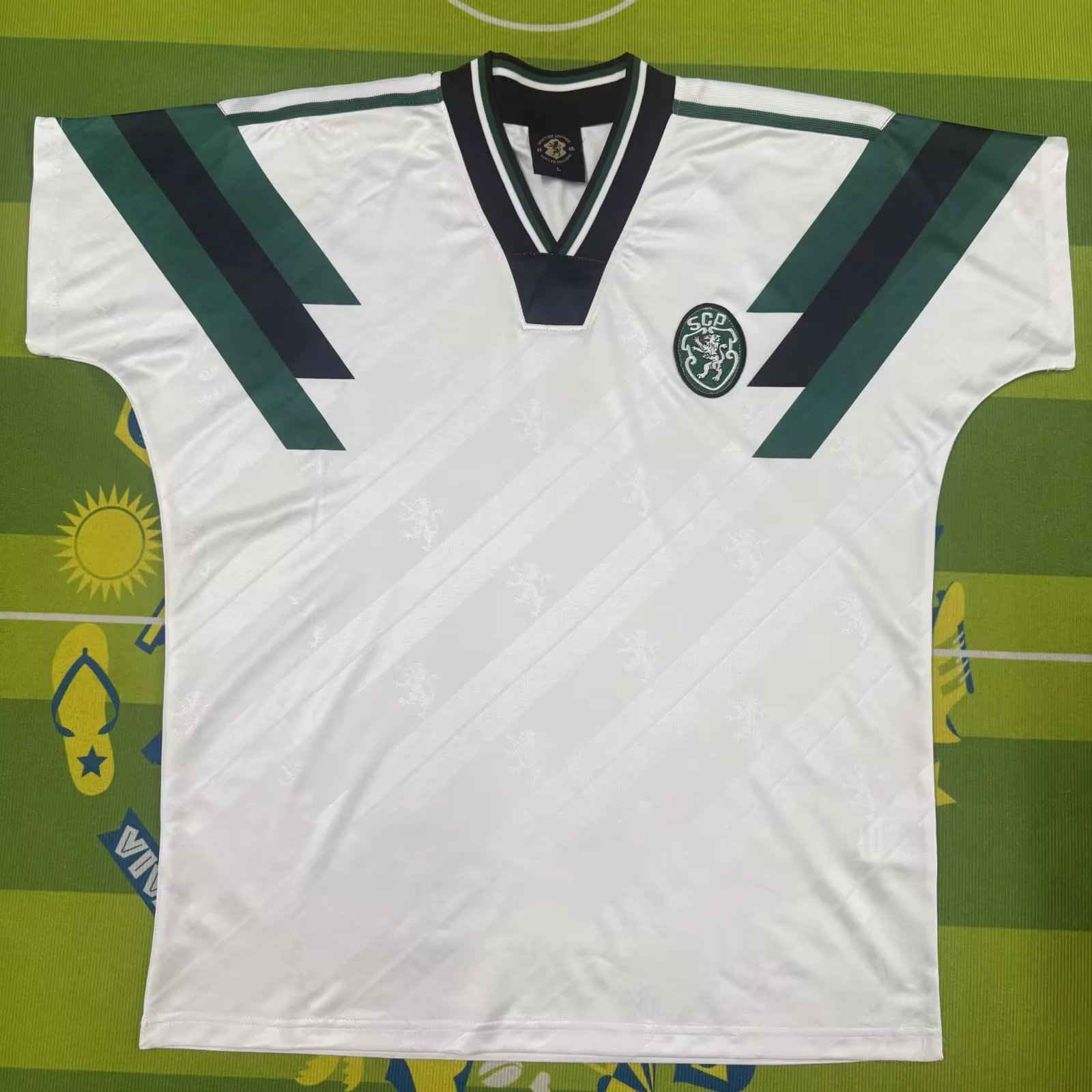 AAA Quality Sporting Lisbon 25/26 Special Retro White Jersey